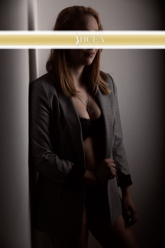 natalia Düsseldorf AROS High Class Escort