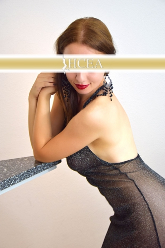 Paulina Nürnberg AROS High Class Escort
