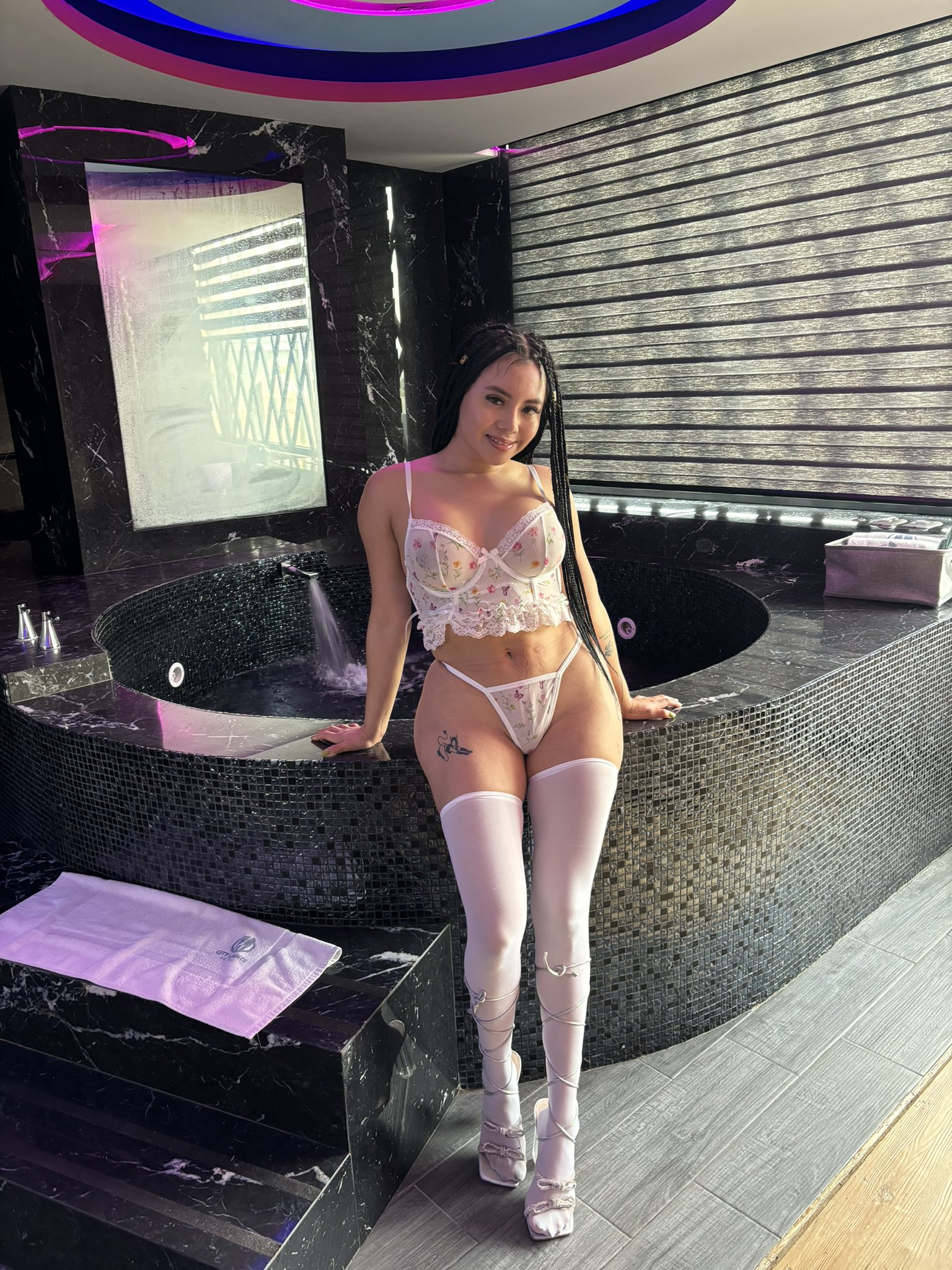 Escort Dame Angela, 29 Jahre, Nürnberg – Independent Escort - Bild 5