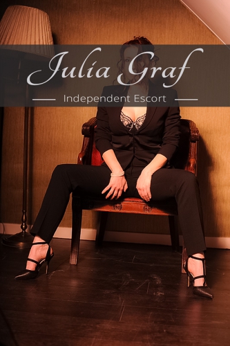 julia graf --- 